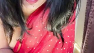Monisha@ saree pussy play