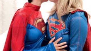 buttercupcosplays lesbian supergirls 2