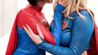 buttercupcosplays lesbian supergirls 2