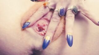 Jenovakitty close up