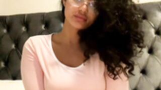 himynamestee FULL OF live with pussy