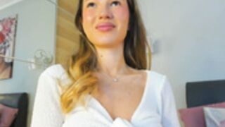 dariadely naked & pussy play