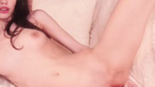 Ramonatorres_ naked and dildo