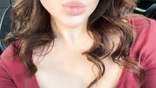 South_Carolina deep blowjob with drool on tits