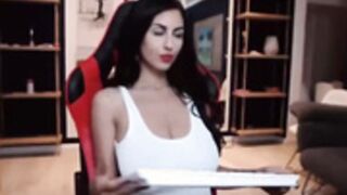 BelovedKhlloe Myfreecams 2020-07-21_22-22-25