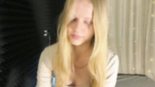 MimiLewis channel-scarlett
