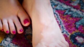 Princess Violette - Feet Rule Your Cock