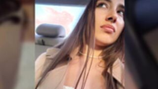 icrazyoneIRL sc favorite modell in uber Car show pussy