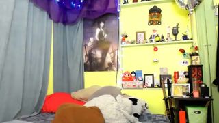 sleazylittlemeemee_130915_0548_female_chaturbate