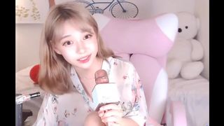 Saseumi is Creating Orgasms and Eargasms