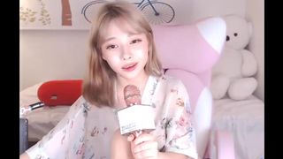 Saseumi is Creating Orgasms and Eargasms