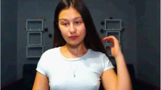 Sara_Grace under white top ?