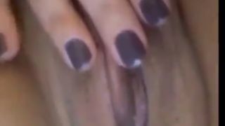 Sarahj69 rubbing her Latina clit