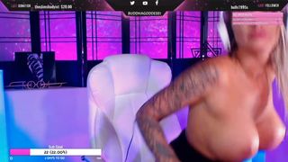 BuddhaGoddess1 (Plexstorm) showing something