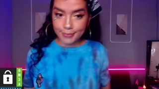 true vega webcam show 2020-08-03 17-37-00 861