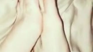 Tunisian teen teases with her sexy feet 2