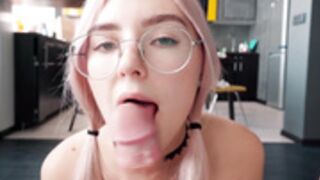 Eva Elfie Fucks Fan On Stream